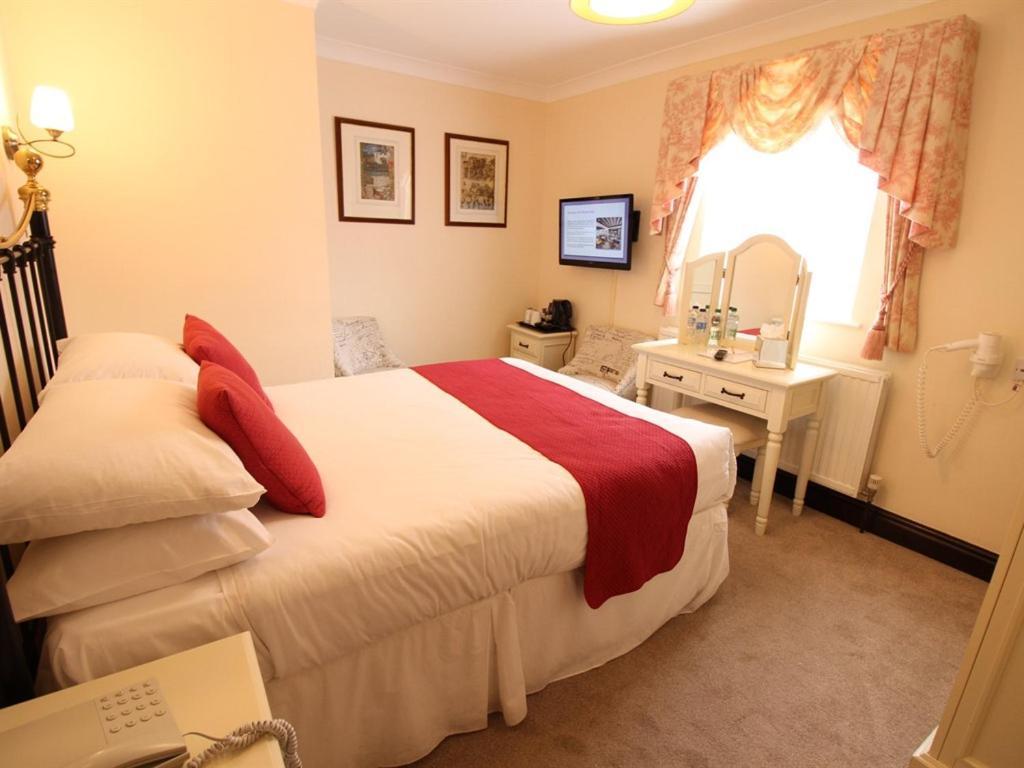 Pilgrims Hotel Canterbury Oda fotoğraf