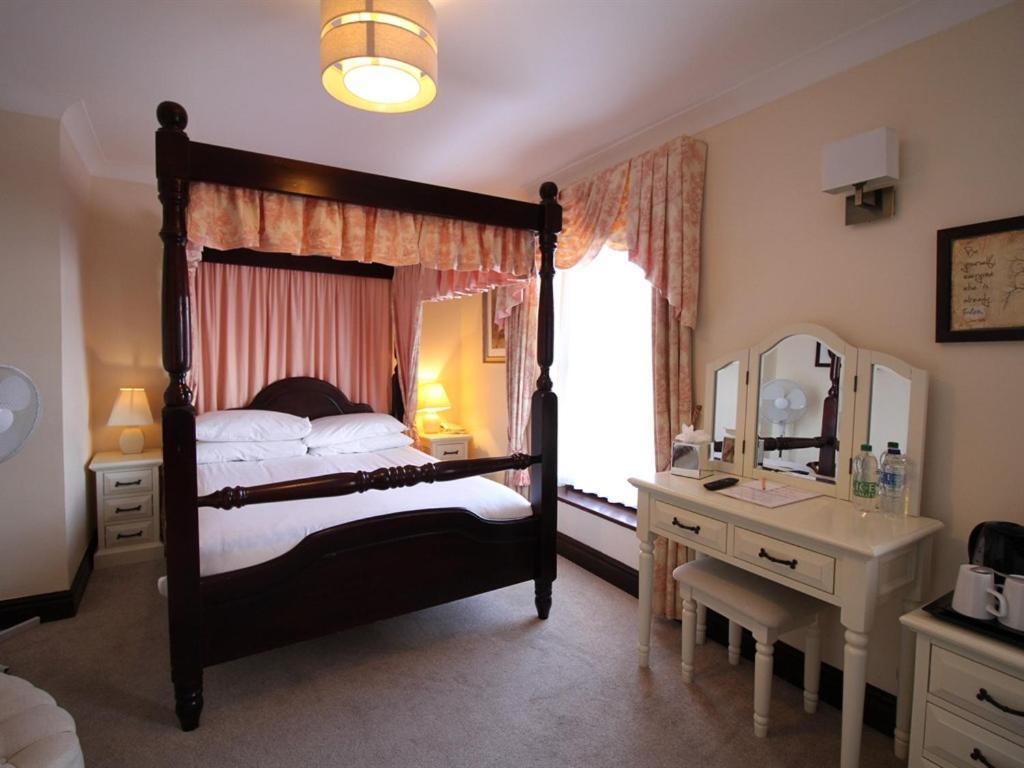 Pilgrims Hotel Canterbury Oda fotoğraf