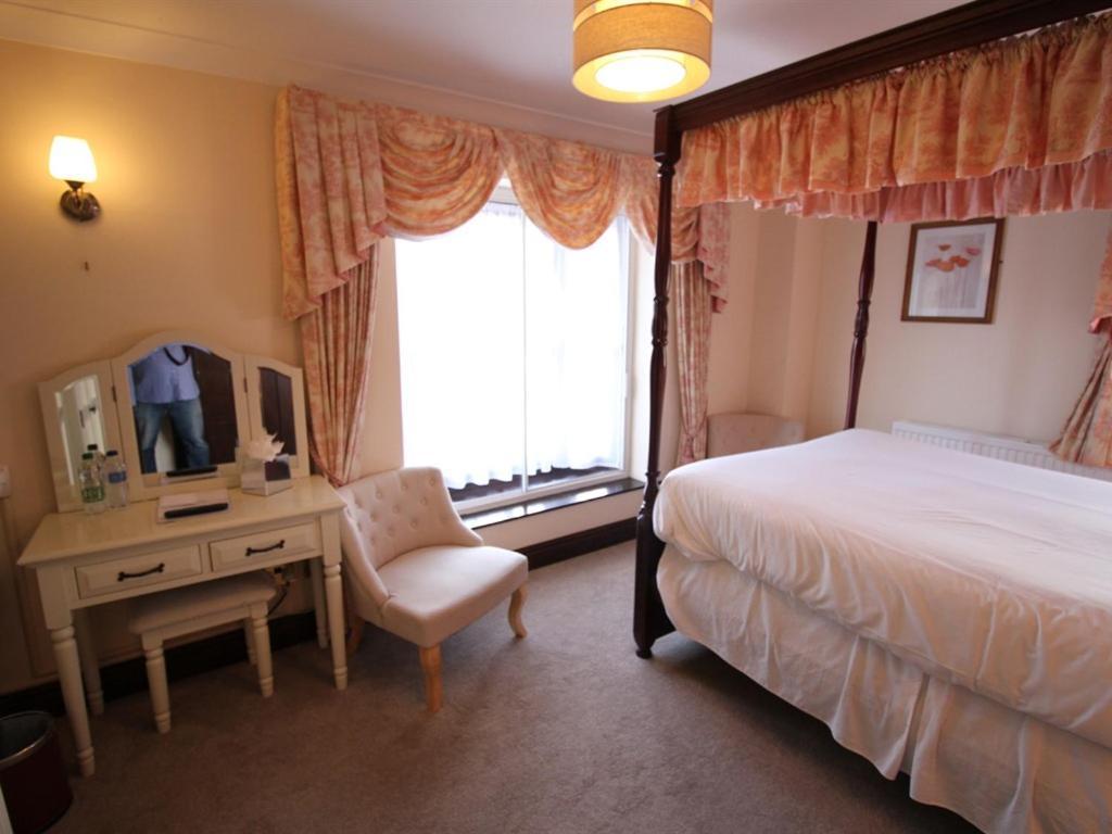 Pilgrims Hotel Canterbury Oda fotoğraf